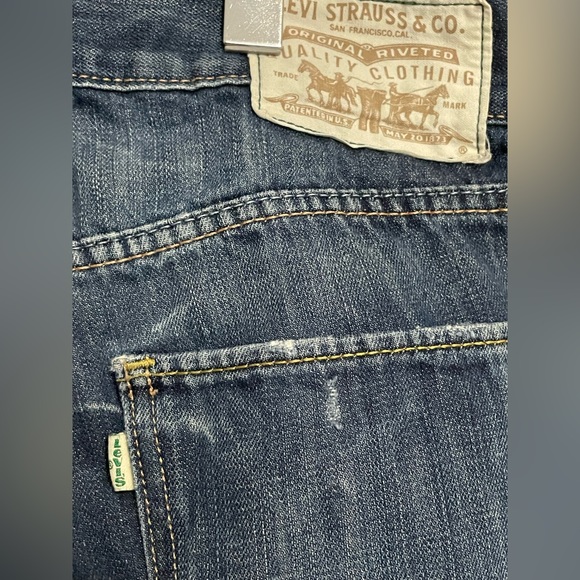 LEVI’S 514 ECO performance jeans.  Size 34x30.  Slim straight fit. - Picture 3 of 5